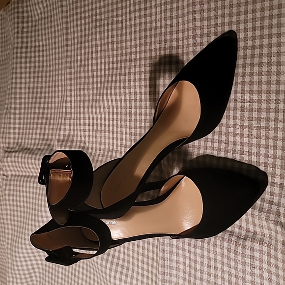 Liz Claiborne, Hydie anklet shoe - Picture 3 of 3